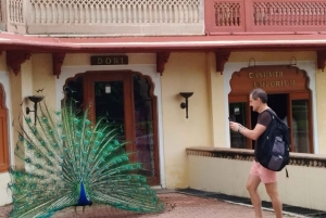 ジャイプールから地元のバザールで4時間のショッピングツアー