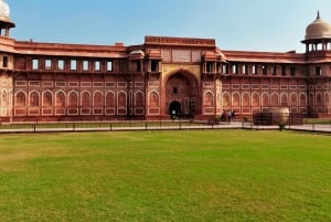 Da Jaipur: Tour guidato di Agra con rientro a Delhi