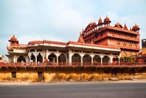 Vanuit Delhi: dagtrip naar de Taj Mahal en het graf van Akbar zonder wachtrij