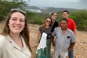 Jaipurista : Aamuauringonnousu Jaipurin kukkamarkkinakierroksella