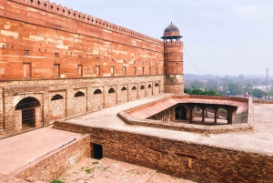 Из Джайпура: Экскурсия в Тадж Санрайз с Фатехпур Сикри и Абханери