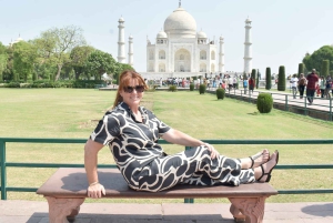 A partir de Jaipur: Excursão particular ao Taj Mahal ao nascer do sol e ao Forte de Agra