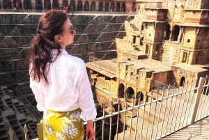 Von Jaipur aus: Tagestour zum Abhaneri Chand Baori Stepwell