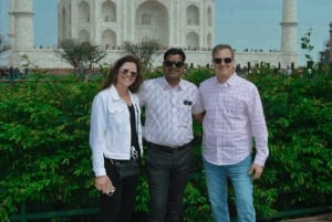 From Jaipur: Taj Mahal & Agra Private Day Trip