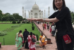 From Jaipur: Taj Mahal & Agra Private Day Trip