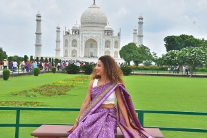 Из Джайпура: экскурсия по Тадж-Махалу и Агре на машине