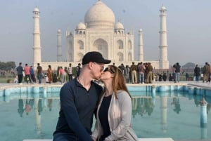 Desde Jaipur: tour al amanecer al Taj Mahal con traslado a Delhi.