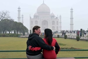 Desde Jaipur: tour al amanecer al Taj Mahal con traslado a Delhi.