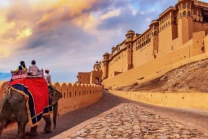 ニューデリー発:7日間のゴールデン・トライアングル・ツアー（ディワリ祭り付き）