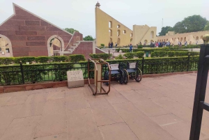 Vanuit New Delhi: Zonsopgang tour van Taj Mahal met Jaipur drop.