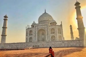 Golden Triangle & Udaipur: 5-Day Tour from Delhi by Car