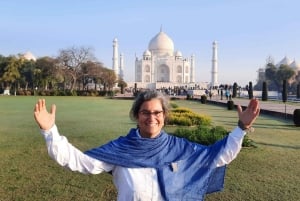 Golden Triangle with SOS Sanctuary Tour from Delhi: 4- Days