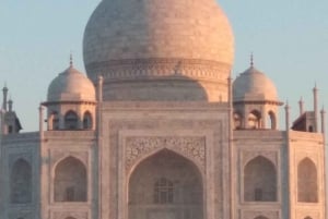 Kulturarv och safari: 4-dagars Gyllene triangeln med Ranthambore