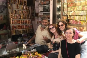 Paseo por el Patrimonio y Degustación de Comida Callejera en Jaipur
