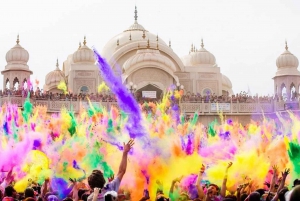 Holi-fejring i Jaipur: En uforglemmelig oplevelse.