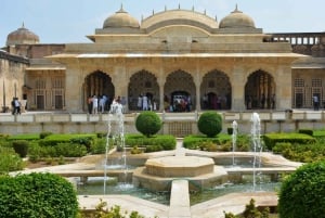 Jaipur: 3-Day Golden Triangle Tour to Agra & Delhi