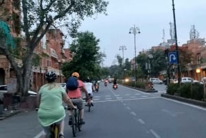 Jaipur: 3-Hour Morning Bike Tour of Jaipur Old City