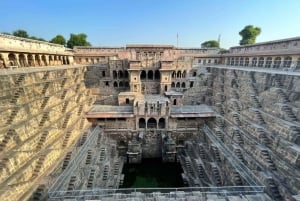 Jaipur: Haunted Bhangarh Fort and Abhaneri Stepwell Day Trip