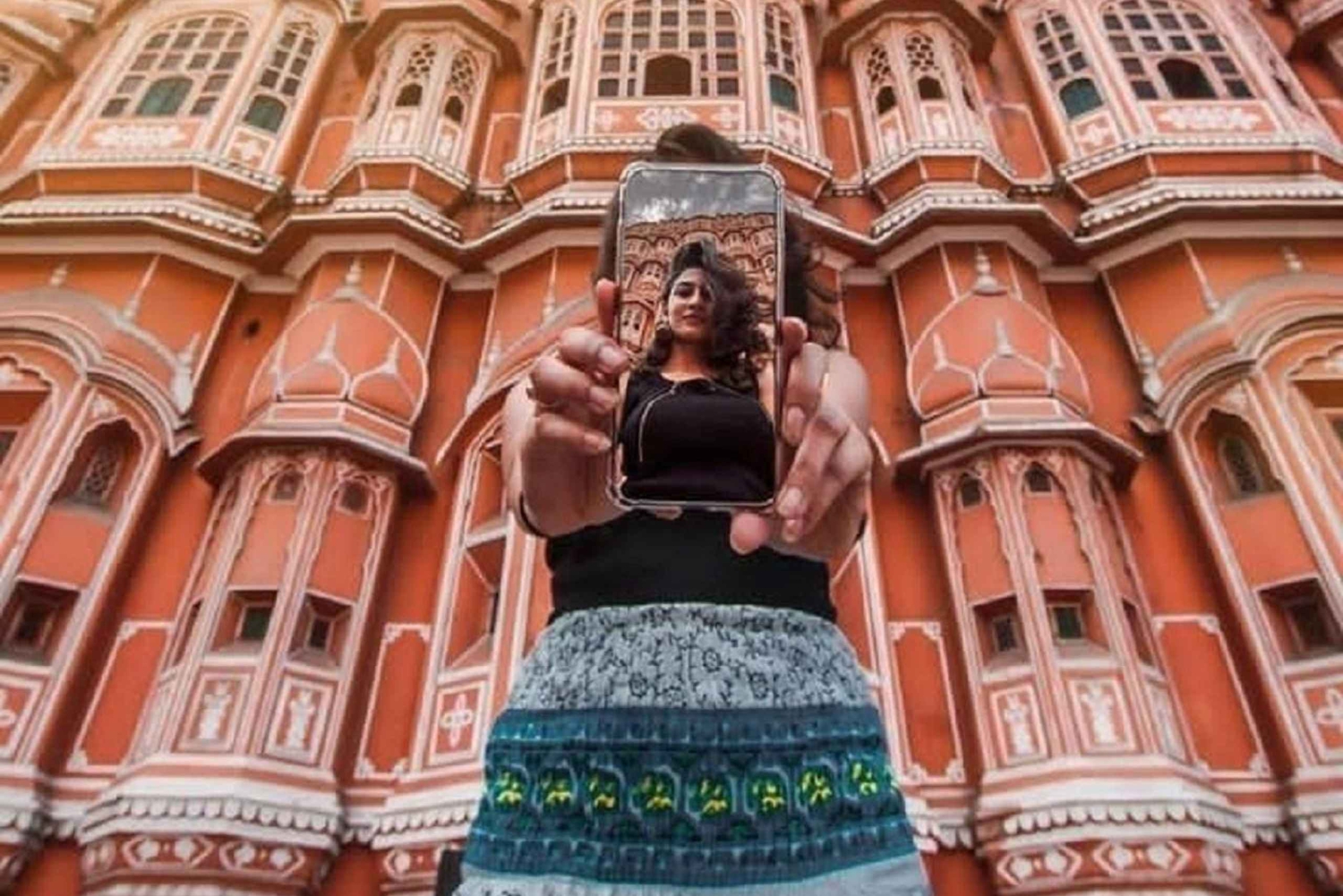 Jaipur: Amber Fort Full or Half-Day Guided Tour by Car