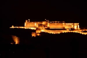 Jaipur: Amber Fort lys- og lydshow med middag