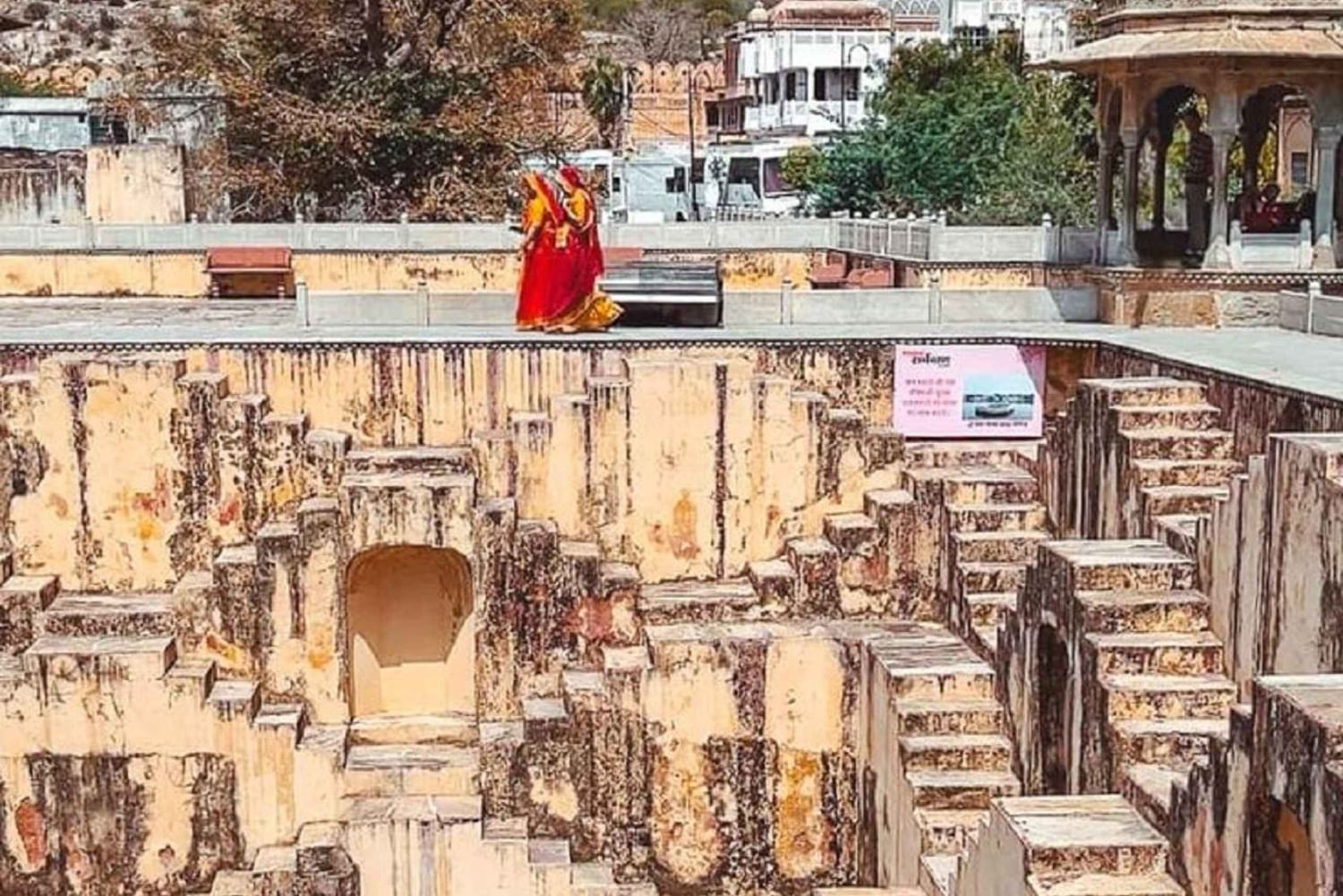 Jaipur: Amber Fort, Stepwell & Blind Love Temple Guided Tour