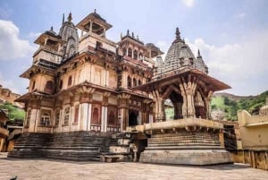 Jaipur: Amber Fort, Stepwell & Blind Love Temple Guided Tour