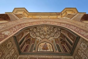 Jaipur: Amber Fort, Stepwell & Blind Love Temple Guided Tour