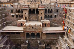 Jaipur: Chand Baori & Bhangarh Fort tour - All Inclusive