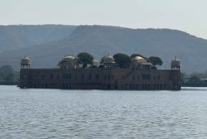 Jaipur: Koko päivän kaupunkikierros oppaan kanssa