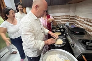 Jaipur: lezione di cucina a casa della famiglia ospitante per 3 ore