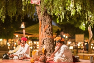 Jaipur: Visita cultural nocturna y cena en Chokhi Dhani