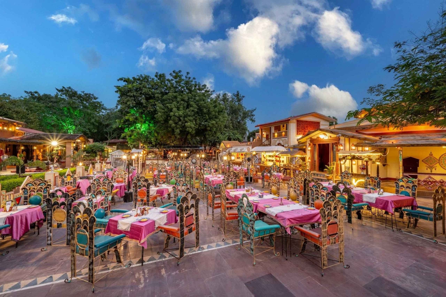 Jaipur: Kulturell kveldstur med middag på Chokhi Dhani