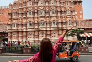 Jaipur: Full Day City Highlights Tour with Tour Guide