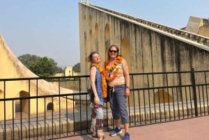 Passeio de um dia por Jaipur: Forte Amber, Palácio da Cidade e guia