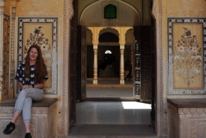 Jaipur: Full-day City Tour with Tour Guide | Private Tour