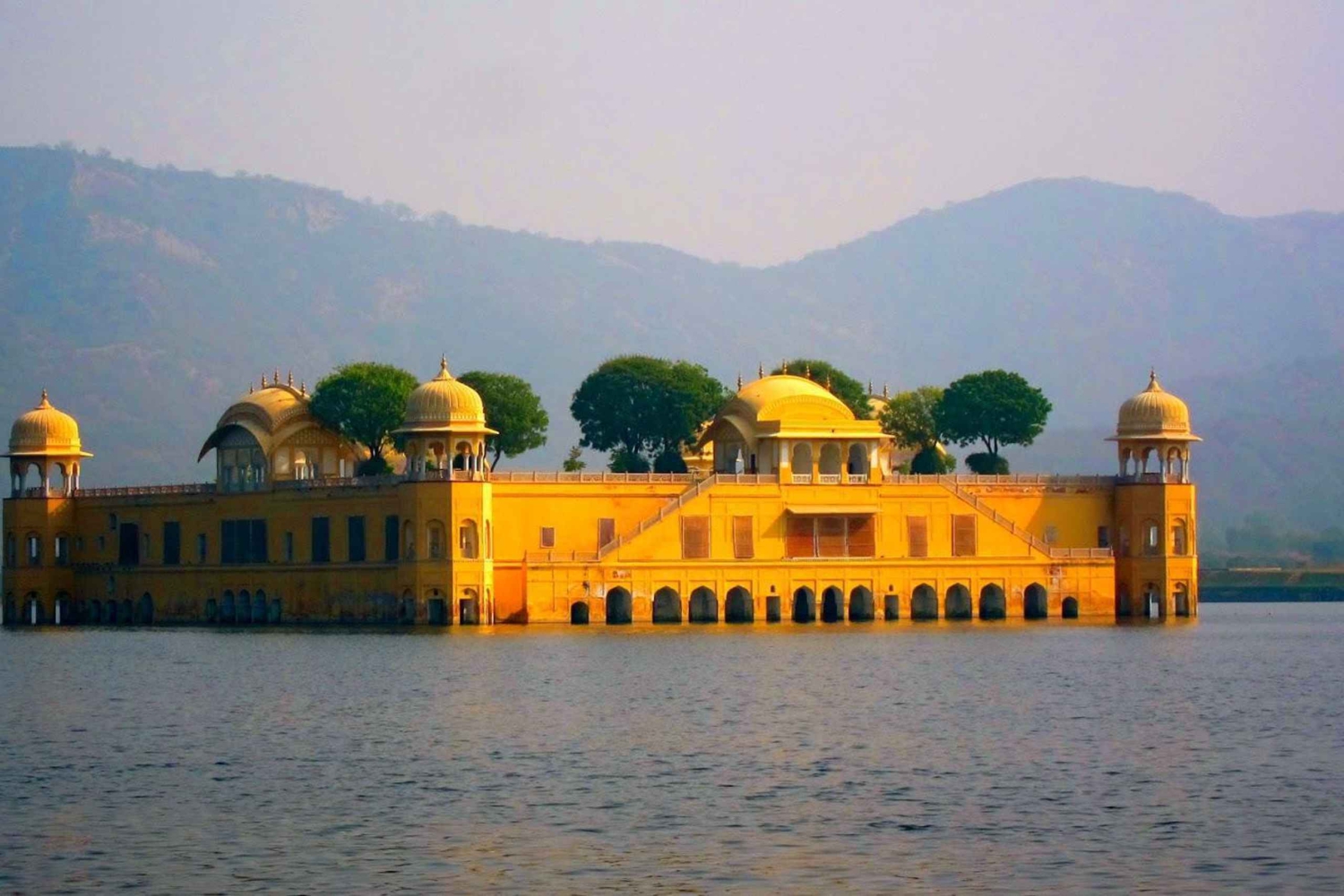 Jaipur: Full-Day Sightseeing Tour By Car with Guide