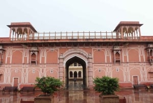 Jaipur: Hel- eller halvdagsutflykt guidad stadsvandring