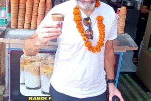 Jaipur: tour guiado a pie por la historia con degustación gastronómica