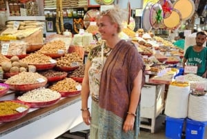 Jaipur: tour guiado a pie por la historia con degustación gastronómica
