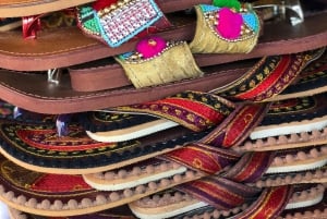 Jaipur: Guidet gåtur med te- og gademadssmagning