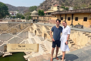 Джайпур: Экскурсия на полдня (Форт Амбер, Панна Мина, Джал Махал)