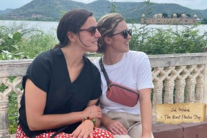 Джайпур: Экскурсия на полдня (Форт Амбер, Панна Мина, Джал Махал)