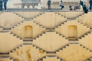 Jaipur Private Half/ Full Day Sightseeing Tour with 5* Lunch
