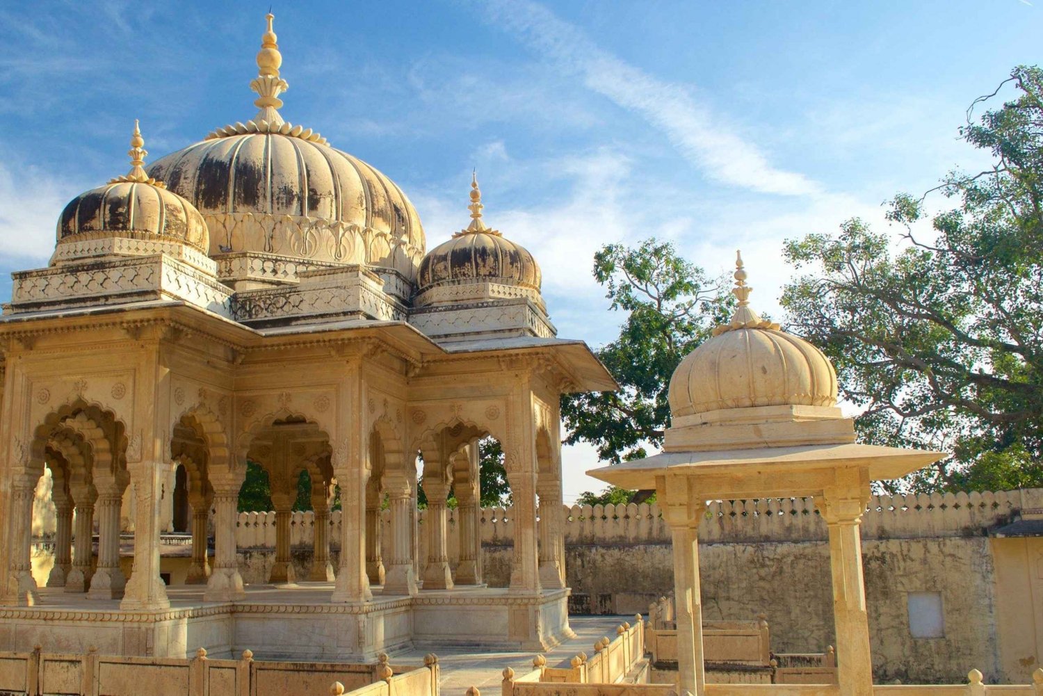 Jaipur Half Day Tour By Tuk Tuk With Local Chaiwala