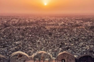 Jaipur: Halv- eller heldags sightseeingtur med guide + afhentning