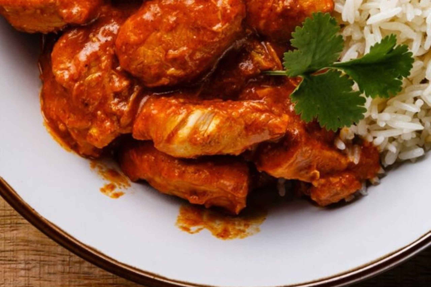 ジャイプルの家庭料理体験（本格的なランチ／ディナー）をお楽しみください