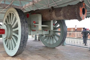 Jaipur: Jaigarh Fort Guided Tour with Entry Ticket