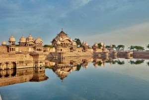 Jaipur: Mathura & Vrindavan Private Spiritual Day Trip