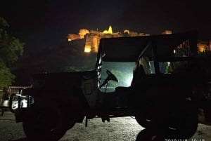 Jaipur: Yökierros Amberissa ja Pink Cityssä avoimella jeepillä