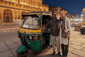 Jaipur: tour serale in tuk tuk con autista che parla inglese